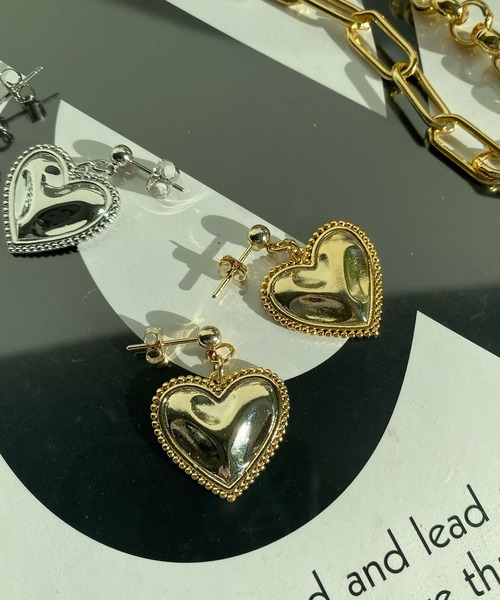 DouDou(ドゥドゥ)の「ハートシャイニーピアス(ピアス(両耳用)・レディース・ゴールド/シルバー・FREE)」の1枚目の写真