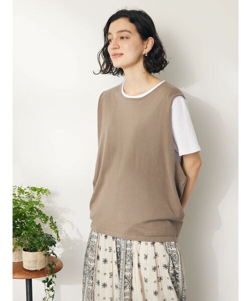 CRAFT STANDARD BOUTIQUE(クラフトスタンダードブティック)の「2点セット カットプルオーバー+ニットベスト(ニット/セーター・レディース・モカ/アイボリー/ブラック/サックスブルー・FREE)」の6枚目の写真