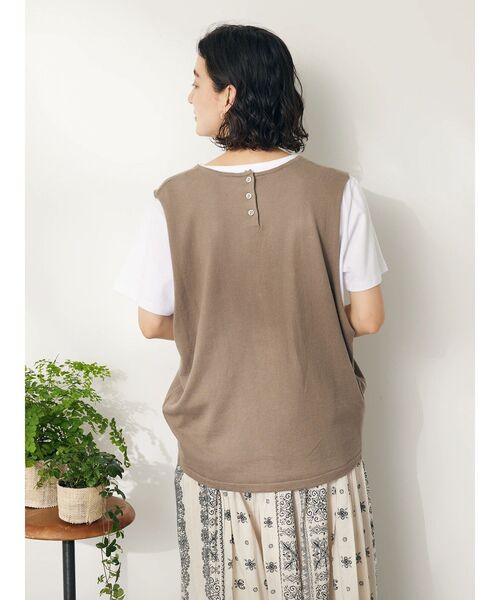CRAFT STANDARD BOUTIQUE(クラフトスタンダードブティック)の「2点セット カットプルオーバー+ニットベスト(ニット/セーター・レディース・モカ/アイボリー/ブラック/サックスブルー・FREE)」の7枚目の写真