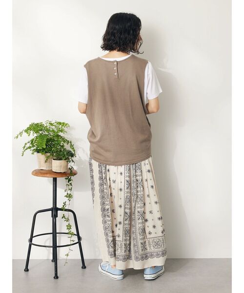 CRAFT STANDARD BOUTIQUE(クラフトスタンダードブティック)の「2点セット カットプルオーバー+ニットベスト(ニット/セーター・レディース・モカ/アイボリー/ブラック/サックスブルー・FREE)」の14枚目の写真