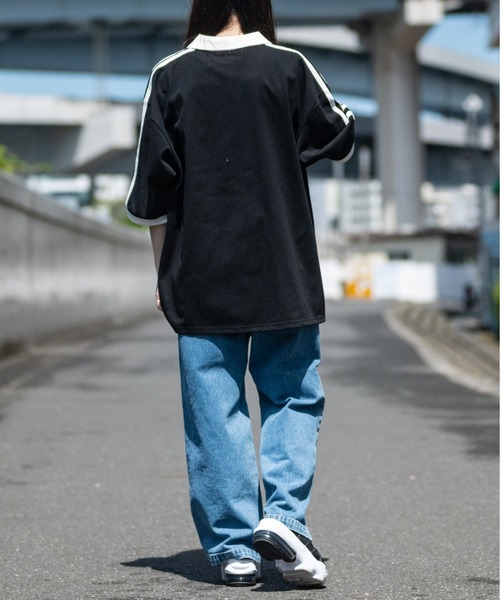 JOHN'S CLOSET(ジョンズクローゼット)の「【i】サイドライン スキッパーポロ(Tシャツ/カットソー・メンズ・ホワイト/ブラック・MEDIUM/LARGE/X-LARGE)」の3枚目の写真