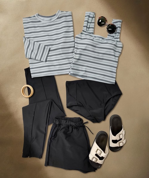 OSYAREVO（オシャレボ）の「水着 レディース 体型カバー ラッシュガード 5点セット タンキニ 紫外線カット率 99％以上 UPF50+ uvカット フィットネス 水陸両用 ラッシュレギンス 付き セットアップ セパレート（水着・レディース・カーキオリーブ/ベージュ/グレイッシュベージュ/セージグリーン/ブルー系その他/グレー系その他/ブラック系その他/ブラウン/モカ/ナチュラル/ネイビー/グレイッシュブルー/ブラック/ネイビー系/ブラック系/チェック/キャメル/グレー系その他2/ハウンドトゥース/バーガンディー/パープル系/ブルー系/グレー系/ベージュ系/ライトグレー/オフホワイト/ブラック系2/ブラック系その他2/グレー系その他3/グレー系その他4・MEDIUM/SMALL/XX-LARGE/X-LARGE/LARGE）」の7枚目の写真