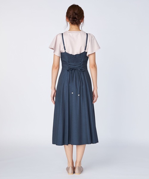 LAISSE PASSE(レッセパッセ)の「フレアーキャミワンピース(ワンピース・レディース・ダークブルー/ベージュ・SMALL/MEDIUM)」の6枚目の写真