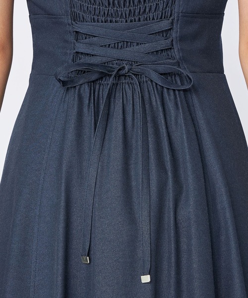 LAISSE PASSE(レッセパッセ)の「フレアーキャミワンピース(ワンピース・レディース・ダークブルー/ベージュ・SMALL/MEDIUM)」の4枚目の写真