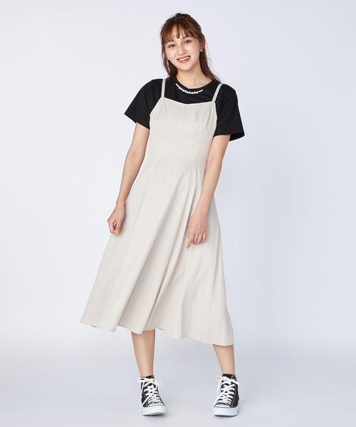 LAISSE PASSE(レッセパッセ)の「フレアーキャミワンピース(ワンピース・レディース・ダークブルー/ベージュ・SMALL/MEDIUM)」の14枚目の写真