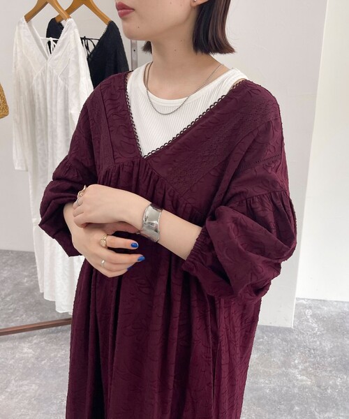 fredy emue（フレディエミュ）の「コットンジャガードワンピース（ワンピース・レディース・オフホワイト/ブラック/ブラウン・38）」の6枚目の写真