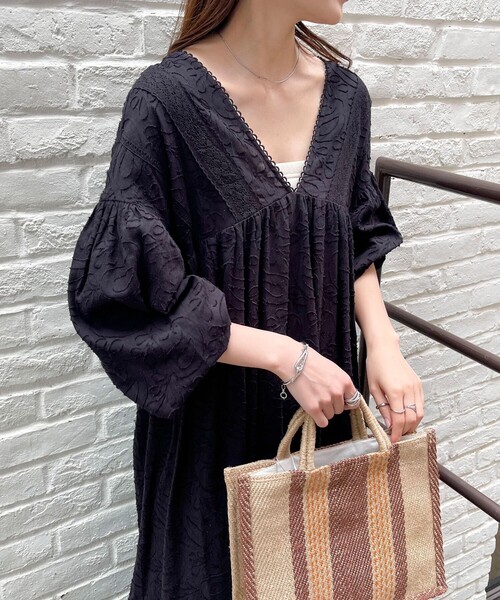 fredy emue（フレディエミュ）の「コットンジャガードワンピース（ワンピース・レディース・オフホワイト/ブラック/ブラウン・38）」の16枚目の写真