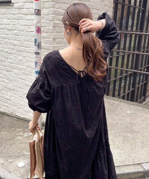 fredy emue（フレディエミュ）の「コットンジャガードワンピース（ワンピース・レディース・オフホワイト/ブラック/ブラウン・38）」の18枚目の写真