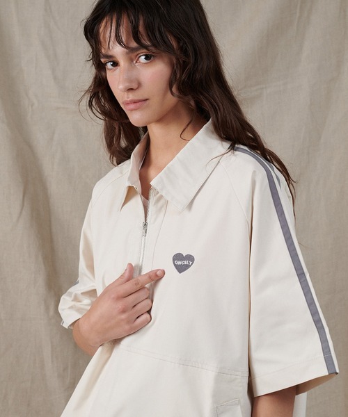 ONCILY(オンシェリー)の「HALF ZIP TRACK SHIRT / ハーフジップトラックシャツ(シャツ/ブラウス・メンズ・ネイビー/アイボリー・MEDIUM/LARGE)」の18枚目の写真