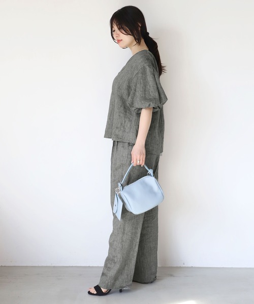 MICA&DEAL(マイカ&ディール)の「パフスリーブリネンブラウス(シャツ/ブラウス・レディース・マルチ/ホワイト×ブラック/ベージュ・FREE)」の6枚目の写真