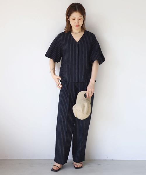 MICA&DEAL(マイカ&ディール)の「パフスリーブリネンブラウス(シャツ/ブラウス・レディース・マルチ/ホワイト×ブラック/ベージュ・FREE)」の15枚目の写真