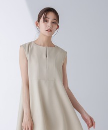 NANO universe（ナノユニバース）の「スリットファスナーノースリーブペプラムトップス（Tシャツ/カットソー）」