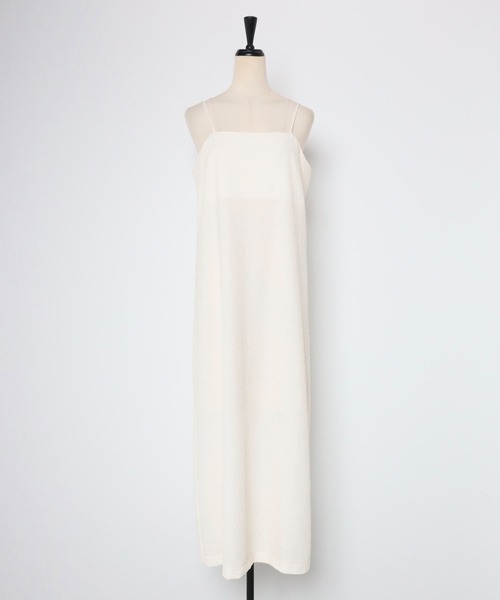 MINERTE(ミネルテ)の「【MINERTE】nuance touch one piece / バックスリットキャミワンピース / セットアップ可能(ワンピース・レディース・ベージュ/アイボリー/ブラック・FREE)」の6枚目の写真