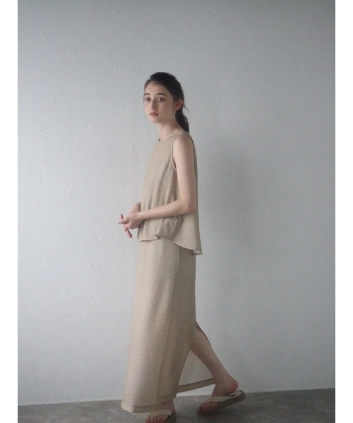 MINERTE(ミネルテ)の「【MINERTE】nuance touch one piece / バックスリットキャミワンピース / セットアップ可能(ワンピース・レディース・ベージュ/アイボリー/ブラック・FREE)」の13枚目の写真
