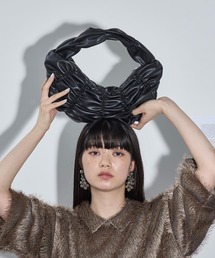 THE YOn | シャーリングギャザーワンハンドルバッグ(ハンドバッグ)