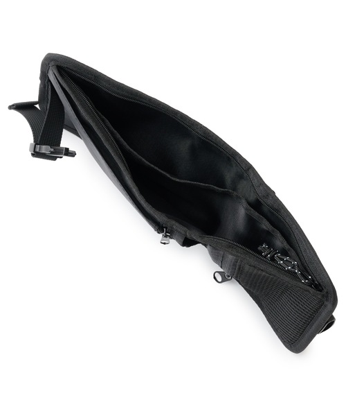 FTC（エフティーシー）の「NECK POUCH（ボディバッグ/ウエストポーチ・メンズ・ホワイト/ブラック/カモフラージュ/オレンジ・ONE SIZE）」の8枚目の写真