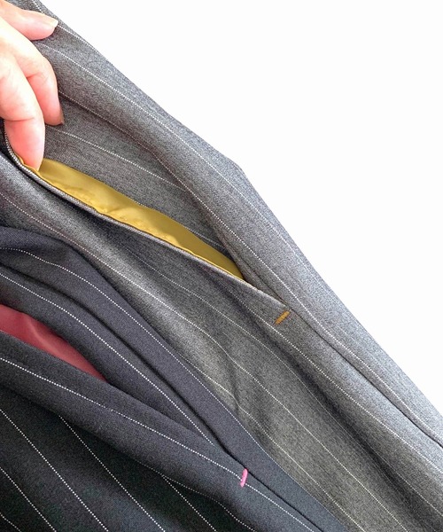 Q（キュー）の「ストライプワイドベアサロペット（サロペット/オーバーオール・レディース・ブラック/グレー・MEDIUM）」の9枚目の写真