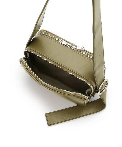 emmi（エミ）の「ダブルオープンスクエアミニバッグ（ショルダーバッグ・レディース・シルバー/カーキ/ブラック・FREE）」の12枚目の写真