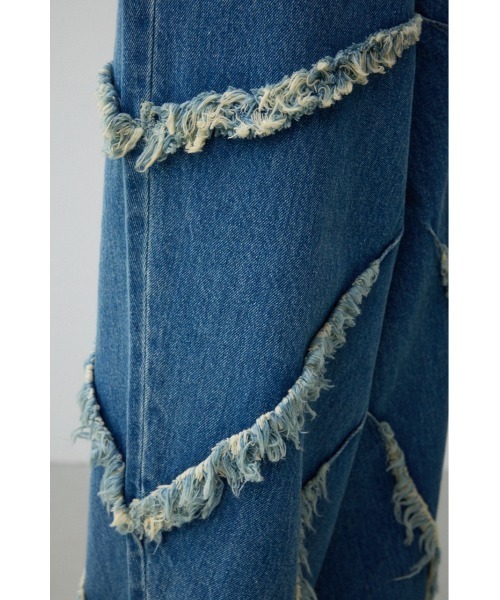AZUL by moussy（アズールバイマウジー）の「AZUL DENIMフリンジワイド（デニムパンツ・メンズ・ライトブラック/ブルー・FREE）」の4枚目の写真