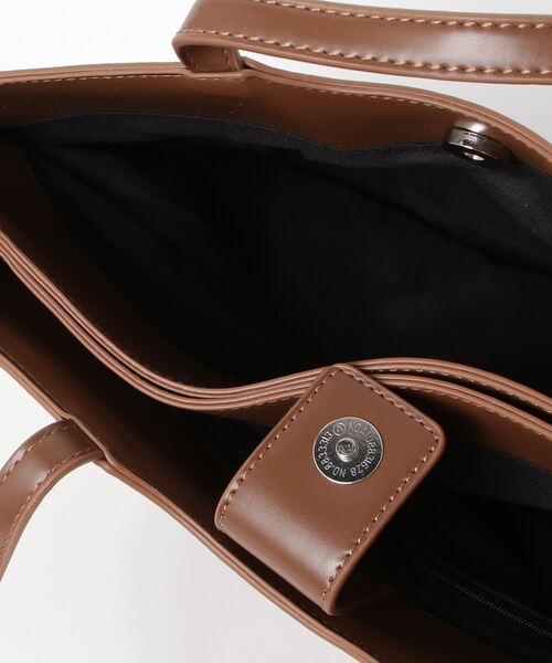 PIN(ピン)の「SMOOTH BOX TOTE BAG(トートバッグ・レディース・ダークブラウン/オフホワイト/ライトブラウン/ブラック・FREE)」の12枚目の写真
