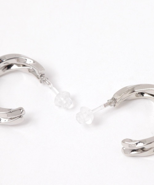 LAKOLE（ラコレ）の「スプリットフープ樹脂ポストピアス / 139698（ピアス（両耳用）・レディース・その他1/その他2・FREE）」の3枚目の写真