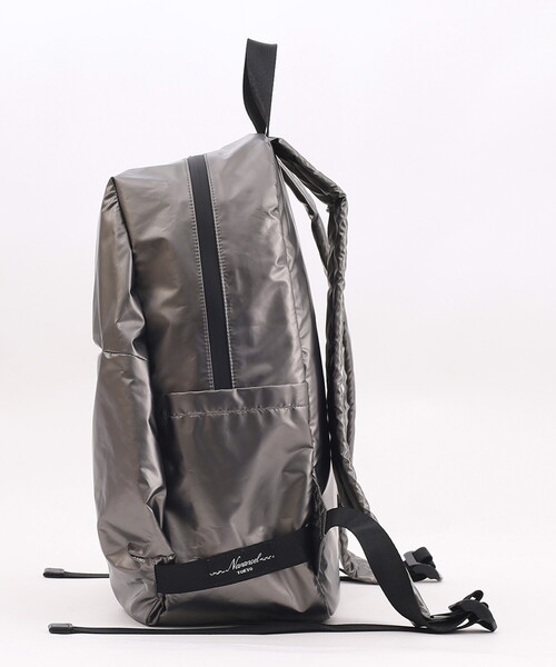 Nananoel(ナナノエル)の「grete グロッシートーリュック/A4対応(バックパック/リュック・レディース・ガンメタ/ブラック/ネイビー・FREE)」の12枚目の写真