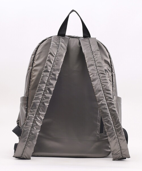 Nananoel(ナナノエル)の「grete グロッシートーリュック/A4対応(バックパック/リュック・レディース・ガンメタ/ブラック/ネイビー・FREE)」の13枚目の写真