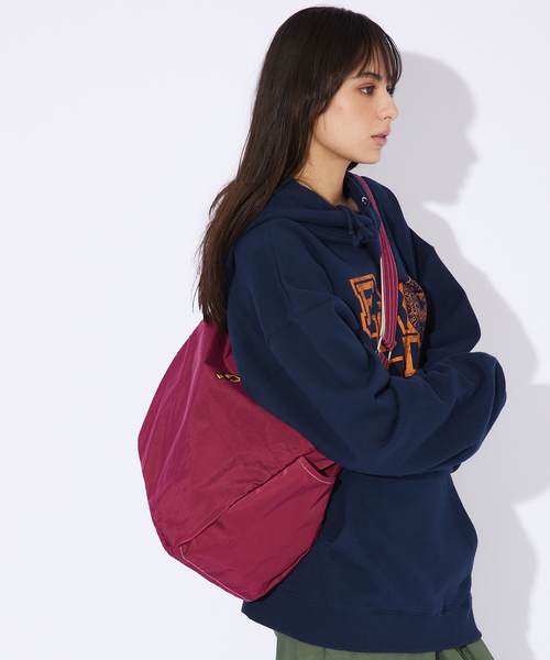 SPALDING（スポルディング）の「【SPALDING / スポルティング】COLLEGE SHOULDER BAG（バックパック/リュック・メンズ・ブラック/ワイン/ネイビー・フリー）」の3枚目の写真