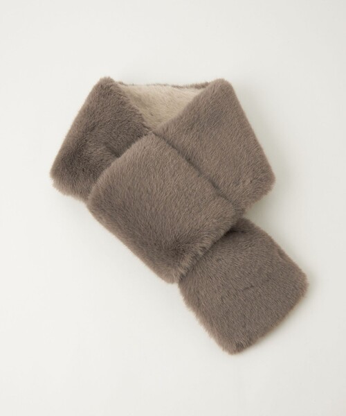 green label relaxing（グリーンレーベルリラクシング）の「フェイクファー リバーシブル マフラー（マフラー・レディース・ライトグレー/オフホワイト/グレー/モカ・FREE）」の14枚目の写真