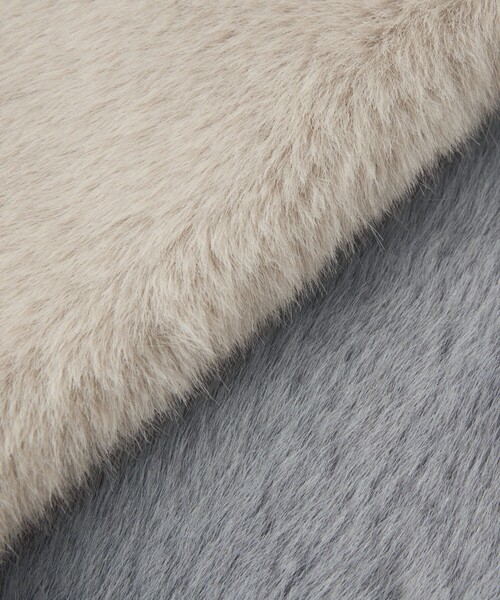 green label relaxing（グリーンレーベルリラクシング）の「フェイクファー リバーシブル マフラー（マフラー・レディース・ライトグレー/オフホワイト/グレー/モカ・FREE）」の20枚目の写真