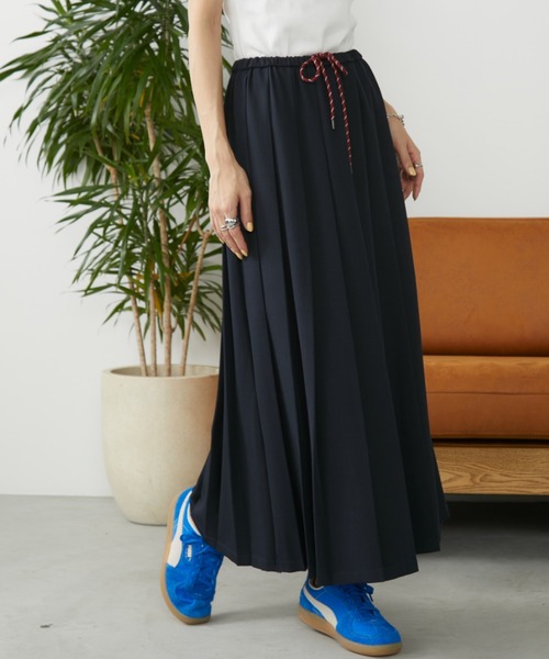 Auntie Rosa Holiday(アンティローザホリデー)の「プリーツロングイージースカート(スカート・レディース・ネイビー/グレー/ブラック・FREE)」の5枚目の写真
