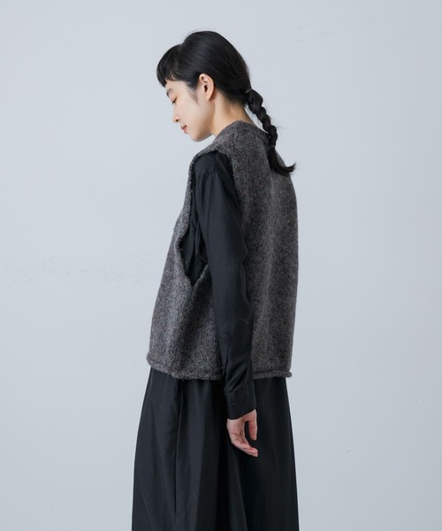 かぐれ　24AW カラーネップアルパカニットベスト　グレー　ウール　シルク かぐれ 24AW カラーネップアルパカニットベスト グレー ウール シルク