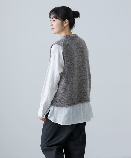 かぐれ　24AW カラーネップアルパカニットベスト　グレー　ウール　シルク かぐれ（カグレ）の「カラーネップアルパカニットベスト（ベスト