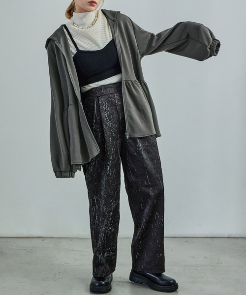 Fashion Letter(ファッションレター)の「ダンボールニット ペプラムジップパーカー ロング丈(パーカー・レディース・チャコール/アイボリー/ブラック・M)」の19枚目の写真