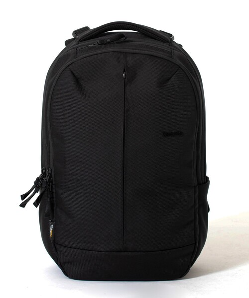 NOLLEY’S（ノーリーズ）の「【Incase/インケース】TRACKS BACKPACK 18L (137242053002)（バックパック/リュック・メンズ・ブラック・FREE）」の2枚目の写真