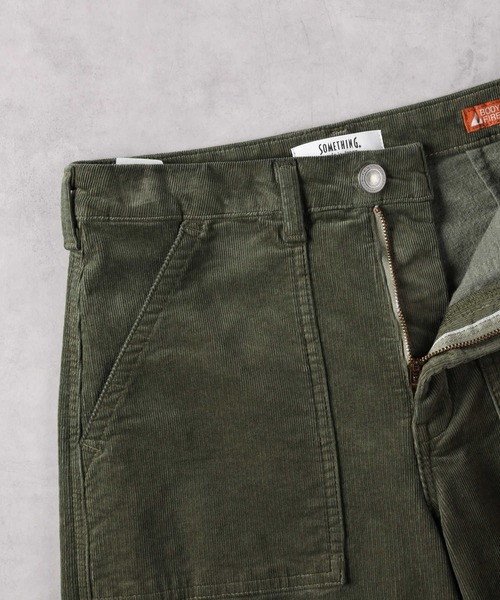 SOMETHING（サムシング）の「【SOMETHING】「BODY FIRE」ワイドパンツ（その他パンツ・レディース・グリーン・S/M/L/XS）」の6枚目の写真