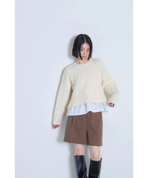 &. NOSTALGIA(アンドドットノスタルジア)の「裾ペプラムドッキングケーブルニット(ニット/セーター・レディース・グレー/アイボリー/ネイビー・M)」の4枚目の写真