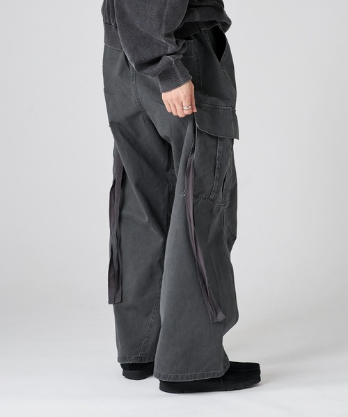 kutir(クティール)の「VINTAGE LIKE WIDE CARGO PANTS/ヴィンテージライクワイドカーゴパンツ(カーゴパンツ・メンズ・カーキ/ブラック・LARGE/MEDIUM/SMALL)」の8枚目の写真