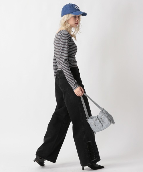 FOREVER 21(フォーエバー トゥエンティーワン)の「【2025SS】オーバーダイサイドダメージデニムパンツ(デニムパンツ・レディース・ブルー/ブラック・SMALL/LARGE/MEDIUM)」の12枚目の写真