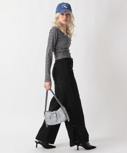 FOREVER 21(フォーエバー トゥエンティーワン)の「【2025SS】オーバーダイサイドダメージデニムパンツ(デニムパンツ・レディース・ブルー/ブラック・SMALL/LARGE/MEDIUM)」の13枚目の写真