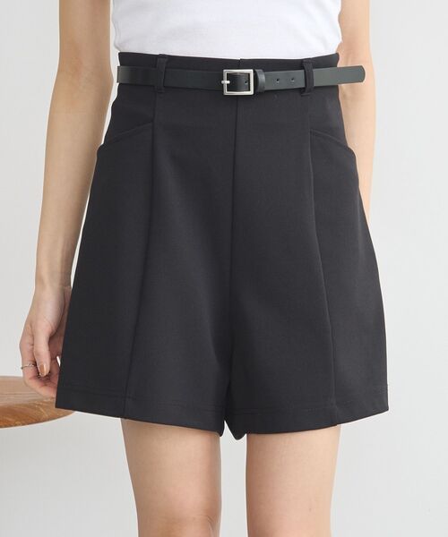 earth music&ecology(アースミュージックアンドエコロジー)の「ベルト付きショートパンツ(その他パンツ・レディース・ブラック/ライトベージュ・M/S)」の18枚目の写真