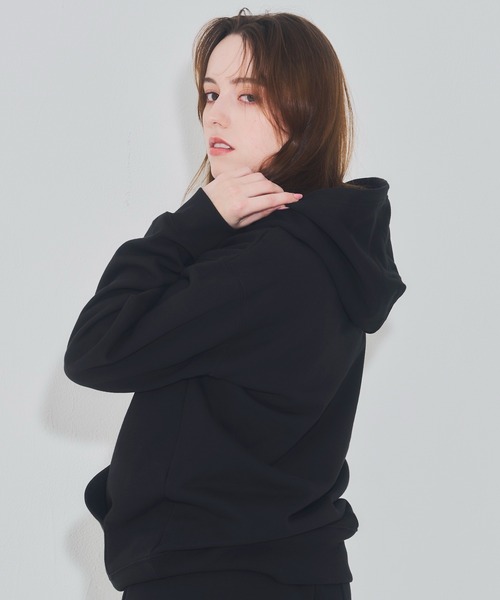 EMMA NOVEMBER (エマノーヴェンバー)の「Embroidery スウェット フーディー(パーカー・メンズ・ブラック/グレー・3/2/1)」の12枚目の写真