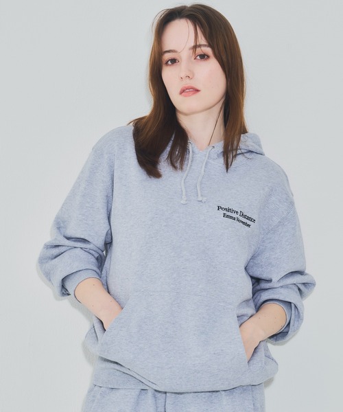 EMMA NOVEMBER (エマノーヴェンバー)の「Embroidery スウェット フーディー(パーカー・メンズ・ブラック/グレー・3/2/1)」の20枚目の写真