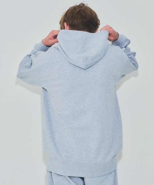 EMMA NOVEMBER (エマノーヴェンバー)の「Embroidery スウェット フーディー(パーカー・メンズ・ブラック/グレー・3/2/1)」の18枚目の写真