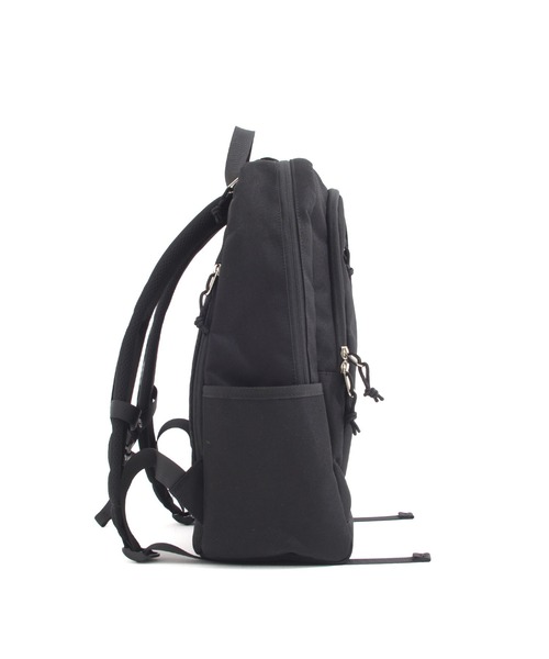 Arnold Palmer（アーノルドパーマー）の「10ポケット デイパック（バックパック/リュック・レディース・ネイビー/ブラック/ベージュ・F）」の5枚目の写真