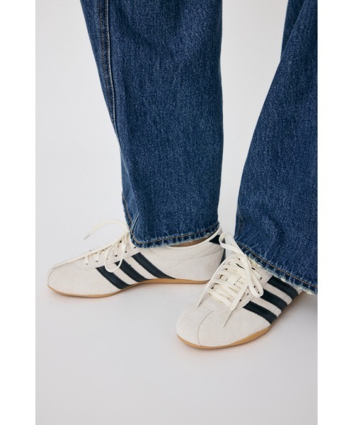 MOUSSY(マウジー)の「adidas TOKYO W(スニーカー・レディース・オフホワイト/ブラック/ブルー・23.5cm/24cm/24.5cm/25cm)」の15枚目の写真