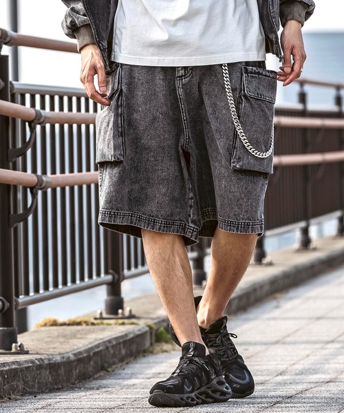 ILL'S（イルズ）の「【Labordi / ラボード】総柄プリントカーゴショートパンツ / デニムカーゴショートパンツ（デニムパンツ・メンズ・ホワイト/ブラウン/ブラック/カーキ/ブラック系その他/グレー・M/L）」の4枚目の写真