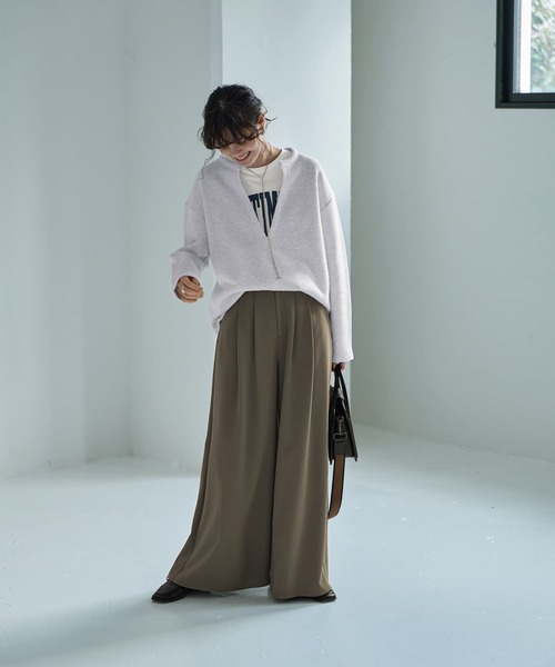 STYLE DELI（スタイルデリ）の「【Made in Japan】ディープVスウェットプルオーバー（スウェット・レディース・ホワイト系その他/ネイビー・FREE）」の11枚目の写真