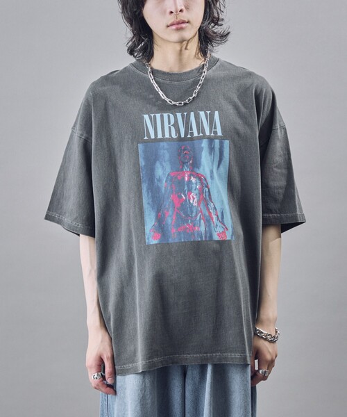 PUBLUX(パブリュクス)の「PUBLUX/パブリュクス NIRVANA SLIVER ピグメントTシャツ(限定展開)(Tシャツ/カットソー・メンズ・ブラック・LARGE/MEDIUM/SMALL)」の2枚目の写真