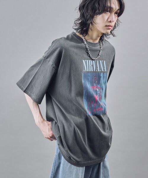 PUBLUX(パブリュクス)の「PUBLUX/パブリュクス NIRVANA SLIVER ピグメントTシャツ(限定展開)(Tシャツ/カットソー・メンズ・ブラック・LARGE/MEDIUM/SMALL)」の4枚目の写真